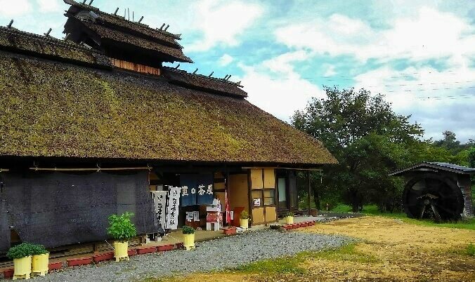 里の茶屋